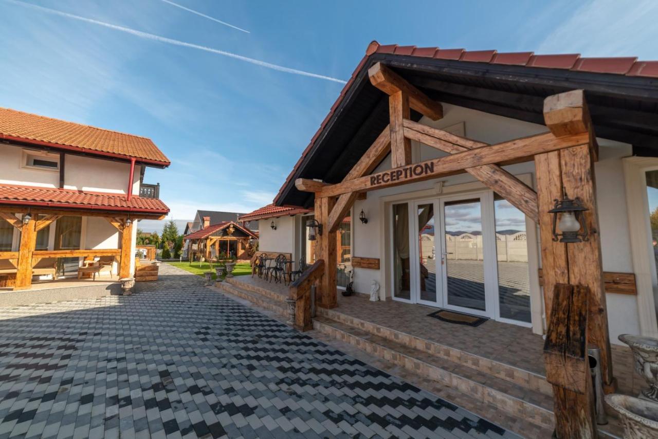 Boutique Vila Cristian  Exteriér fotografie